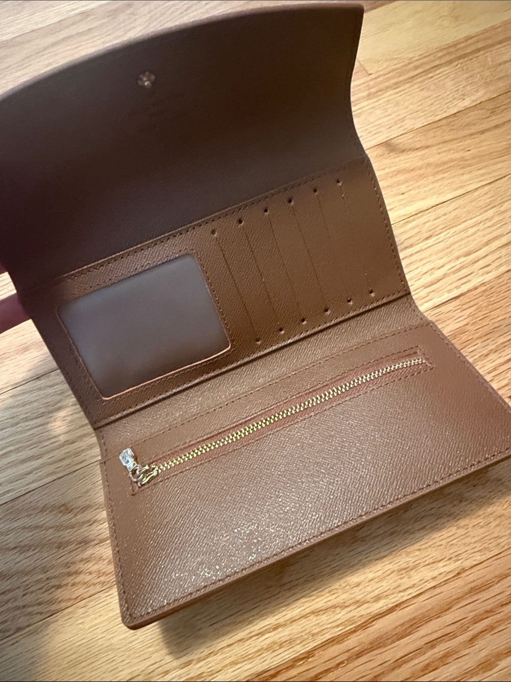 Wallet - Picture 4 of 6